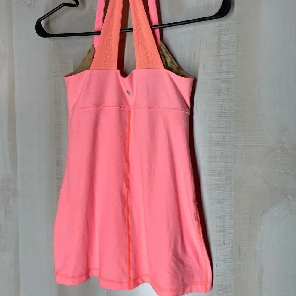 Lululemon sports bra tank top pink melon color size 6‎